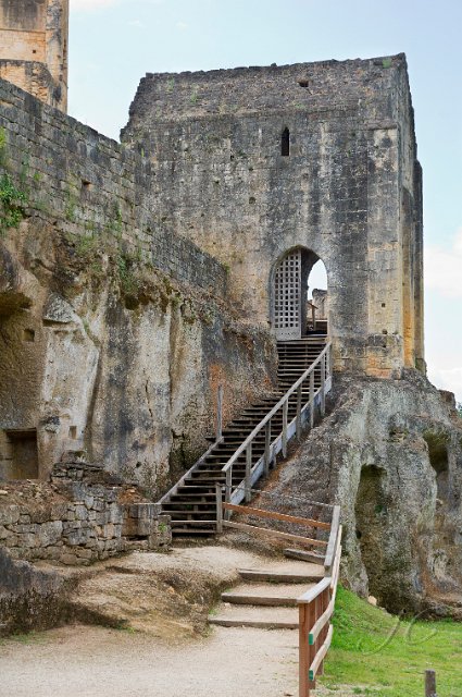 0753 Chateau de Commarque.jpg - SONY DSC